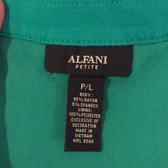 ALFANI Petite sleeves flower green bubble top - Picture 5 of 5